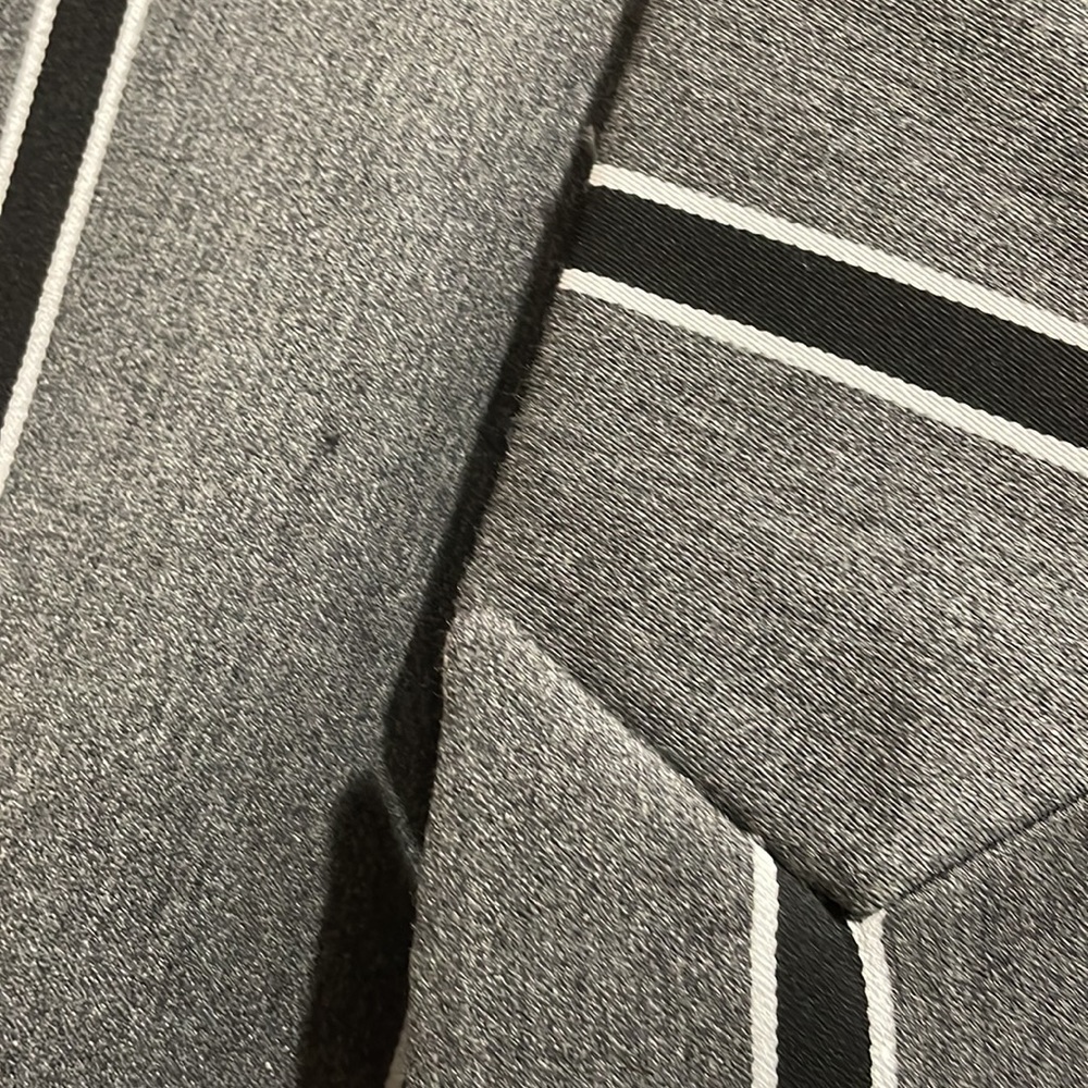 Women’s Jacket - Picture 3 of 5